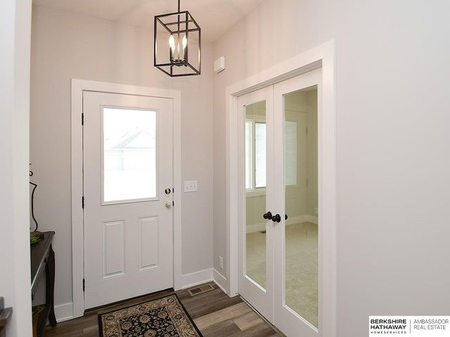 19969 Monroe Street, Omaha, NE 68135