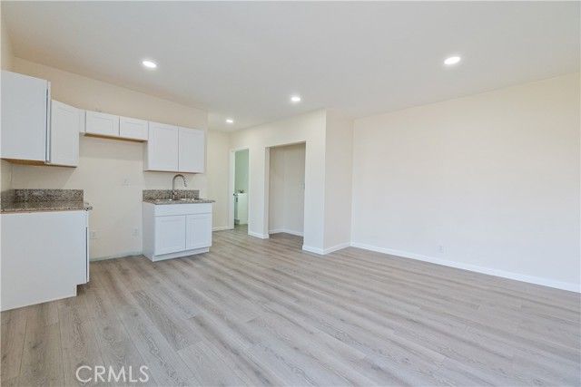 1341 W 94th, Los Angeles, CA 90044