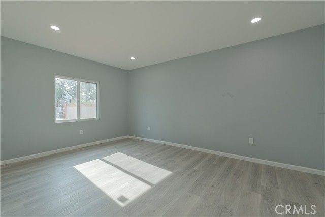 1341 W 94th, Los Angeles, CA 90044