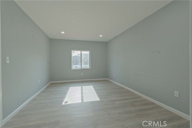 1341 W 94th, Los Angeles, CA 90044