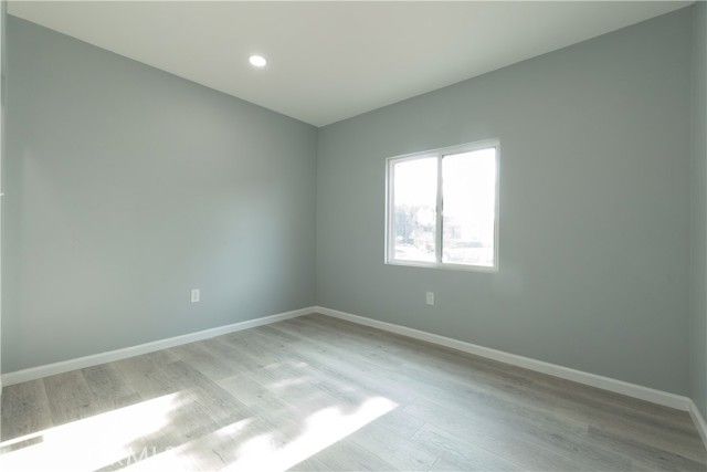 1341 W 94th, Los Angeles, CA 90044