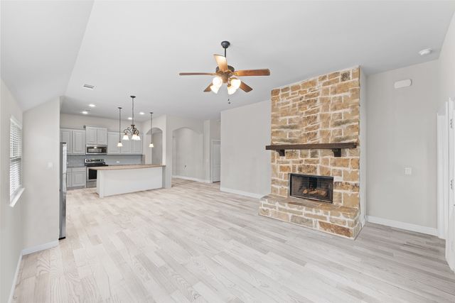 11812 Wax Myrtle Trail, Fort Worth, TX 76108