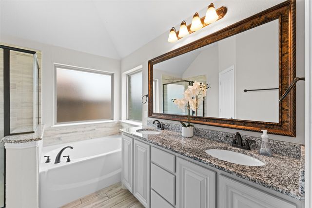 11812 Wax Myrtle Trail, Fort Worth, TX 76108