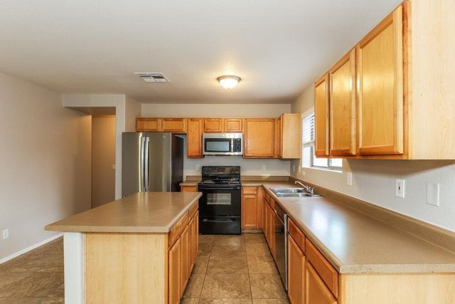 9415 W Virginia Avenue, Phoenix, AZ 85037