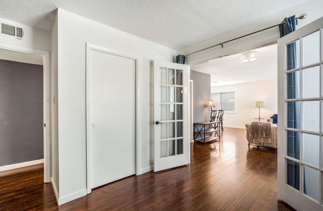 3826 Espejo Street NE, Albuquerque, NM 87111