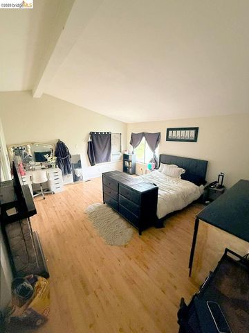 23650 Marsh Creek Rd, Brentwood, CA 94513