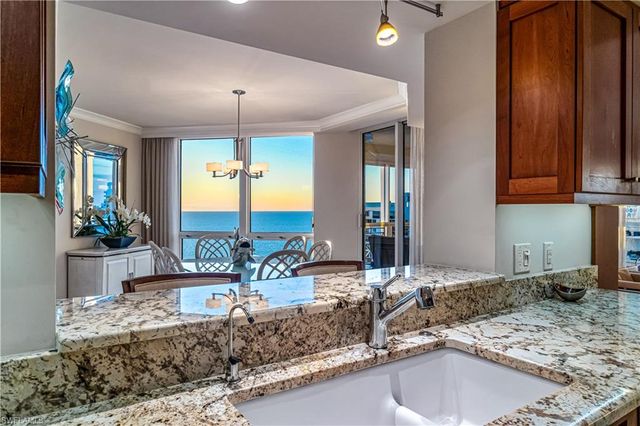 4021 Gulf Shore BLVD N 1804, Naples, FL 34103