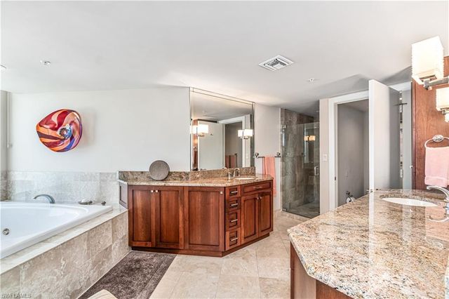 4021 Gulf Shore BLVD N 1804, Naples, FL 34103