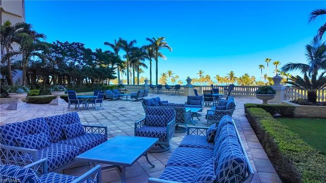4021 Gulf Shore BLVD N 1804, Naples, FL 34103