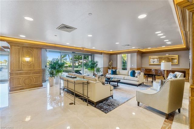 4021 Gulf Shore BLVD N 1804, Naples, FL 34103