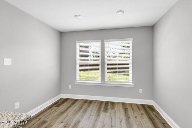 5900 Southwark Drive, Ocean Springs, MS 39564