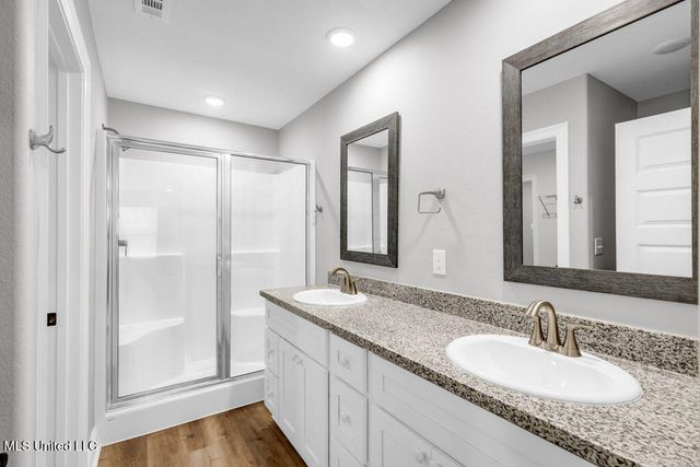 5900 Southwark Drive, Ocean Springs, MS 39564