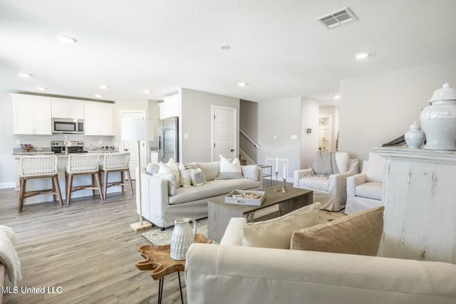 5900 Southwark Drive, Ocean Springs, MS 39564