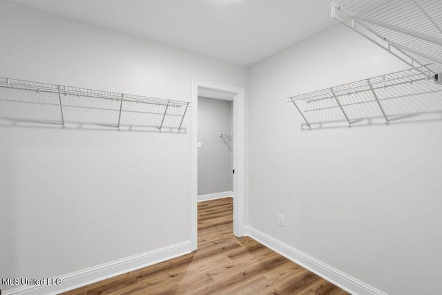 5900 Southwark Drive, Ocean Springs, MS 39564