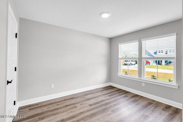 5900 Southwark Drive, Ocean Springs, MS 39564