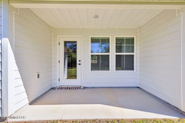 5900 Southwark Drive, Ocean Springs, MS 39564