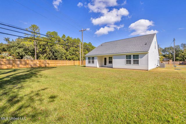 5900 Southwark Drive, Ocean Springs, MS 39564