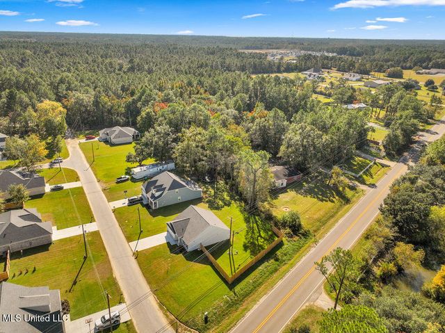 5900 Southwark Drive, Ocean Springs, MS 39564