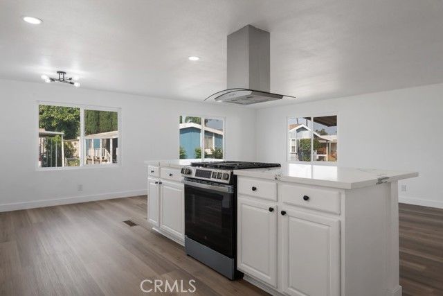 777 S Temescal Street 35, Corona, CA 92879