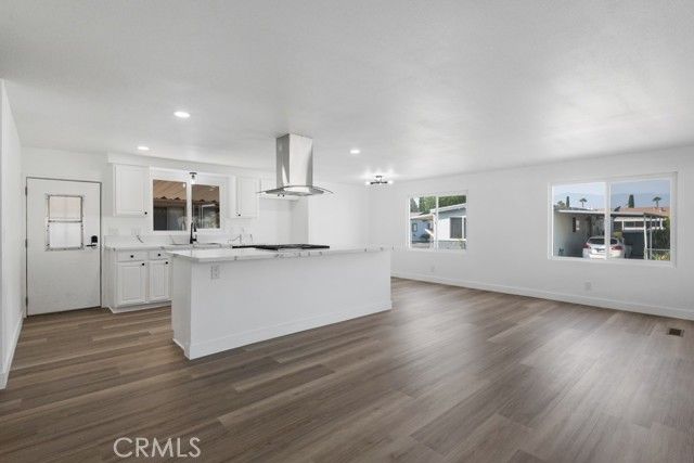 777 S Temescal Street 35, Corona, CA 92879