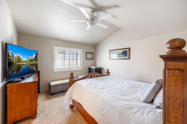 135 Pierpoint Cir, Folsom, CA 95630