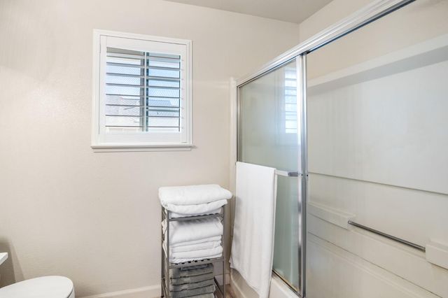 135 Pierpoint Cir, Folsom, CA 95630