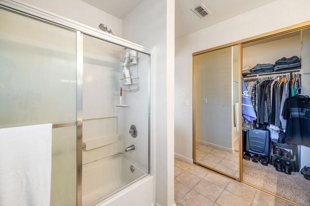 135 Pierpoint Cir, Folsom, CA 95630