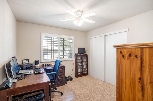 135 Pierpoint Cir, Folsom, CA 95630