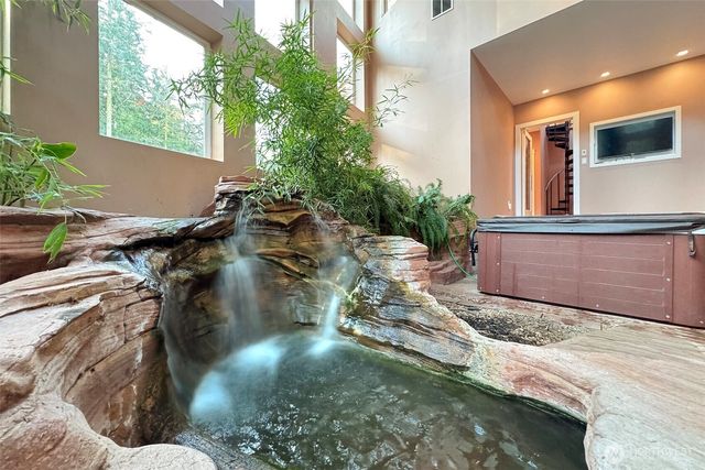 233 Raintree Lane, Sequim, WA 98382