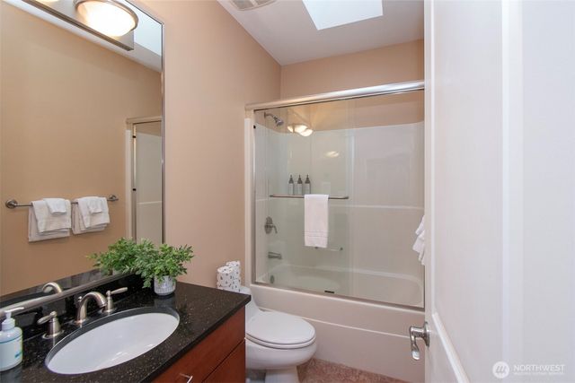 233 Raintree Lane, Sequim, WA 98382