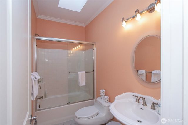 233 Raintree Lane, Sequim, WA 98382