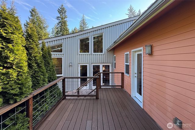 233 Raintree Lane, Sequim, WA 98382