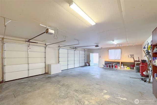 233 Raintree Lane, Sequim, WA 98382