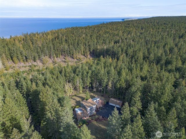 233 Raintree Lane, Sequim, WA 98382