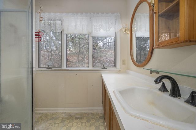 230 JUG HOLLOW RD, Valley Forge, PA 19481