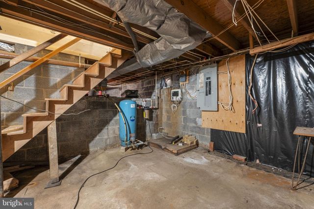 230 JUG HOLLOW RD, Valley Forge, PA 19481