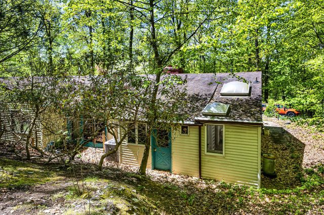 230 JUG HOLLOW RD, Valley Forge, PA 19481