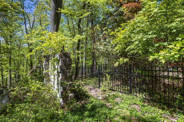 230 JUG HOLLOW RD, Valley Forge, PA 19481