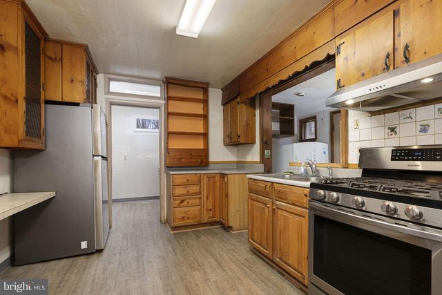 230 JUG HOLLOW RD, Valley Forge, PA 19481