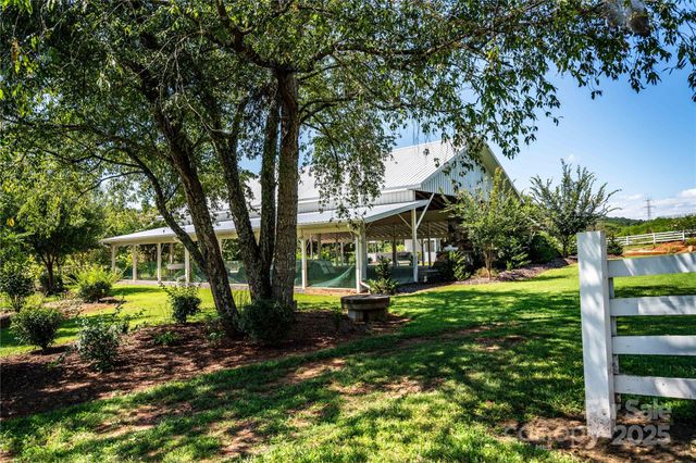 3651 W Nc 10 Highway, Newton, NC 28658