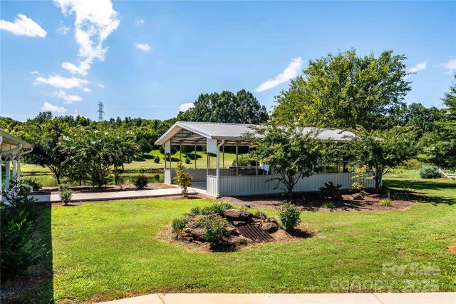 3651 W Nc 10 Highway, Newton, NC 28658