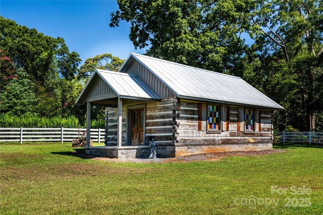 3651 W Nc 10 Highway, Newton, NC 28658