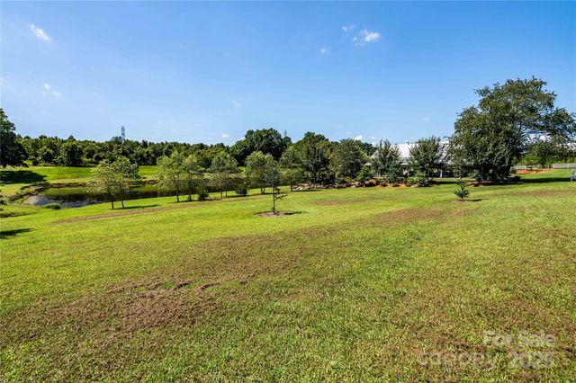 3651 W Nc 10 Highway, Newton, NC 28658