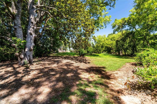 3651 W Nc 10 Highway, Newton, NC 28658