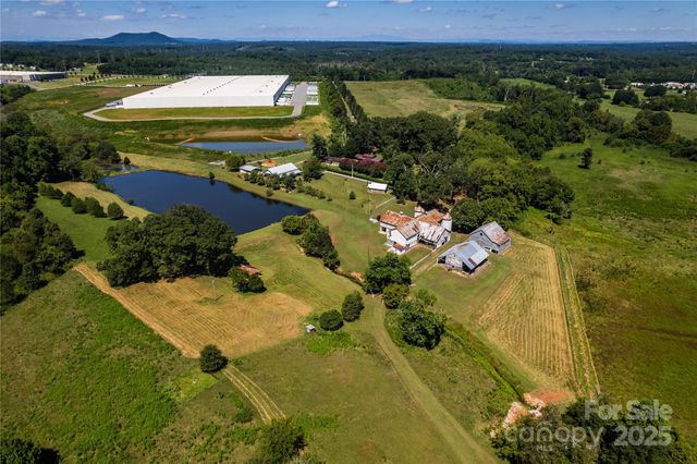 3651 W Nc 10 Highway, Newton, NC 28658