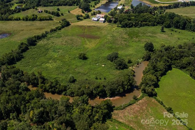 3651 W Nc 10 Highway, Newton, NC 28658