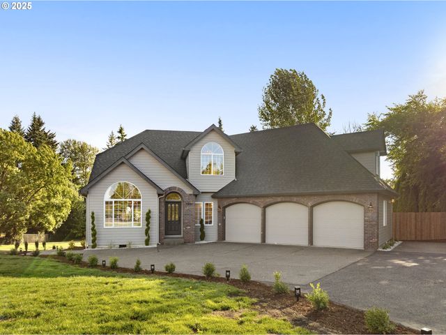 1207 Ne WHISPERING WINDS Cir, Ridgefield, WA 98642