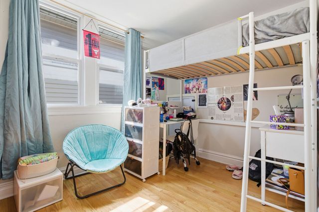 907 Ferdinand Avenue, Forest Park, IL 60130