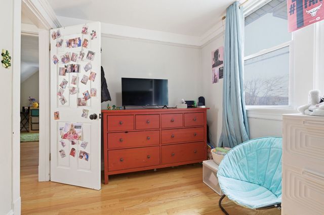 907 Ferdinand Avenue, Forest Park, IL 60130