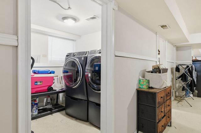 907 Ferdinand Avenue, Forest Park, IL 60130